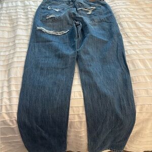 Women’s Blue Distressed Jeans